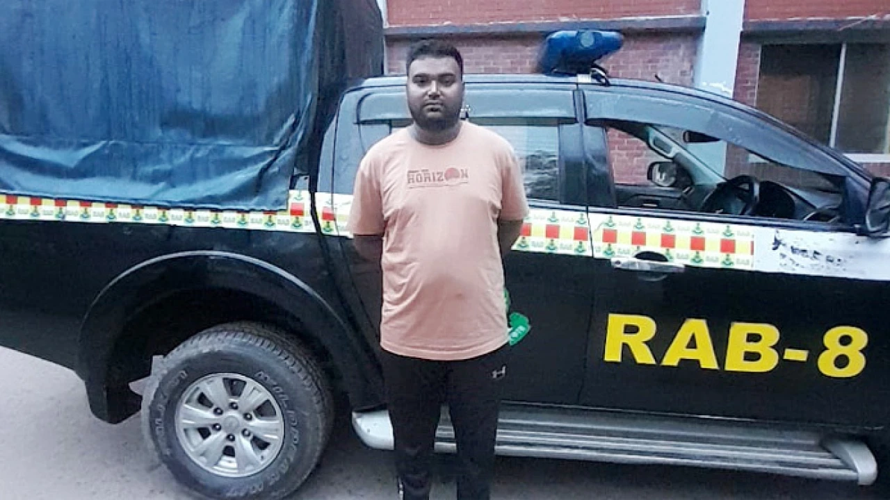 অ্যাম্বুলেন্স আটকে রাখায় নবজাতকের মৃত্যু, মূল হোতা গ্রেফতার