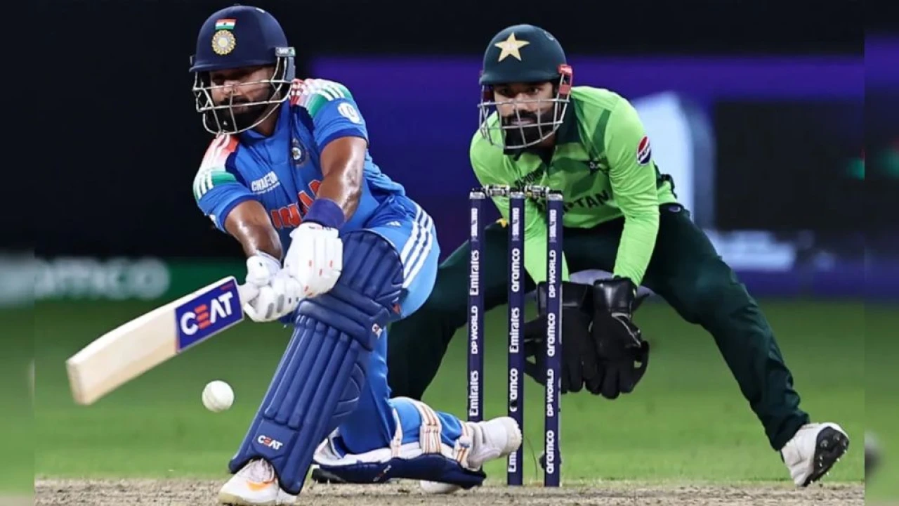 পাক-ভারত ম্যাচের সবচেয়ে কম দামী টিকিটও ১৫ হাজার টাকা