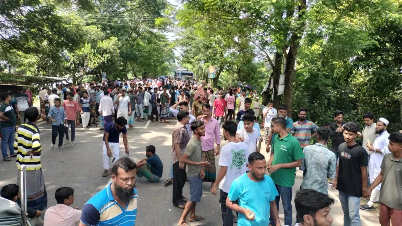 ভাঙ্গা-ফরিদপুর-খুলনা মহাসড়কে যান চলাচল বন্ধ