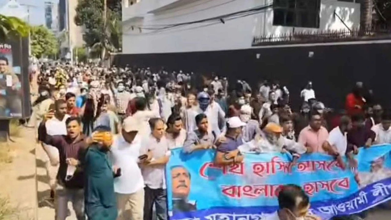 তেজগাঁওয়ে নিষিদ্ধ আ.লীগের মিছিল