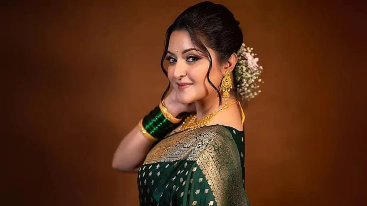 ‘দিদি ৬ মাস আওয়ামী লীগ, ৬ মাস বিএনপি’