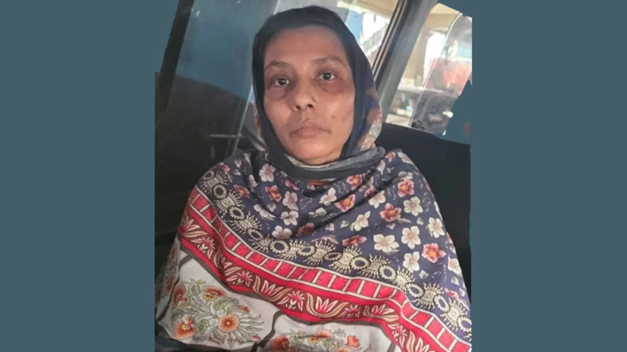 আওয়ামী লীগের ঝটিকা মিছিলের আয়োজক সুইটি গ্রেফতার