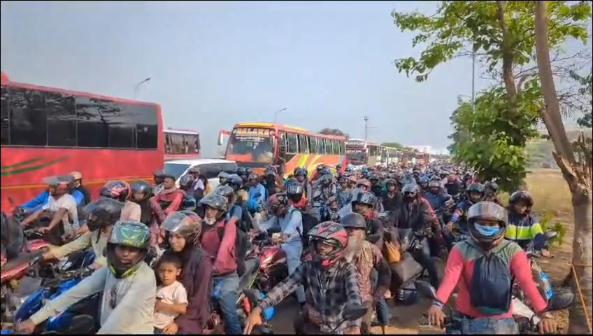 ১ কিলোমিটার যানজট