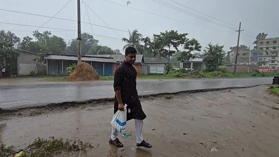 কুরবানির মাংস বিতরণ