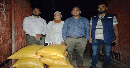 শ্যামনগরে ক্রয়-বিক্রয় নিষিদ্ধ ৭০ বস্তা শিশু কার্ডের চাউল উদ্ধার