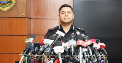 কোরবানির হাটে হয়রানি রোধে র্যাবের হুঁশিয়ারি ইভটিজিংয়ের শিকার হলে জানানোর আহ্বান কোরবানির হাটে হয়রানি রোধে র্যাবের হুঁশিয়ারি ইভটিজিংয়ের শিকার হলে জানানোর আহ্বান