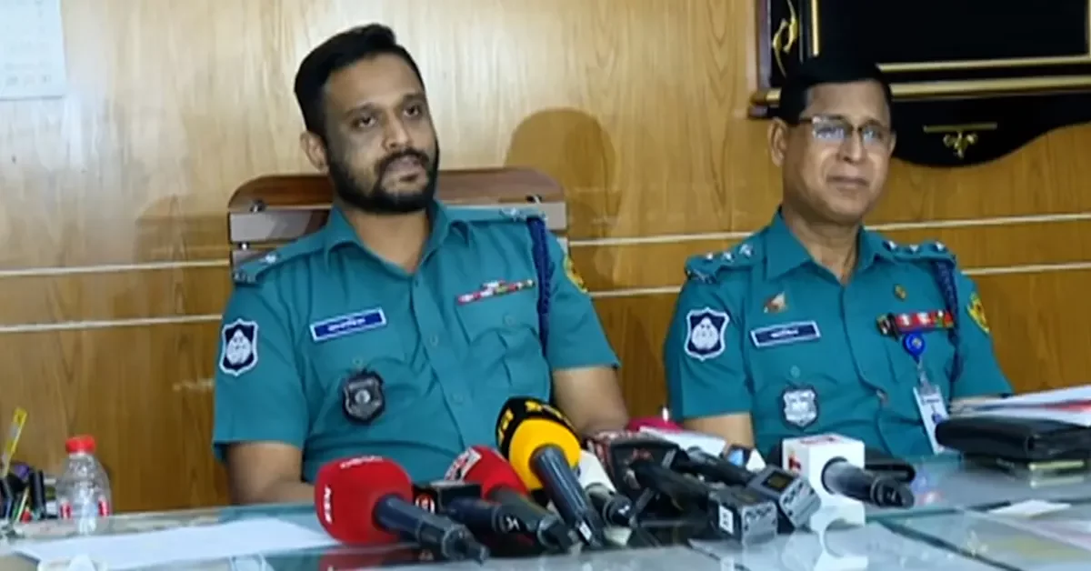 মিরপুরে ছদ্মবেশী ডা'কা'তি: সাবেক সেনা কর্মকর্তা গ্রে'ফ'তার