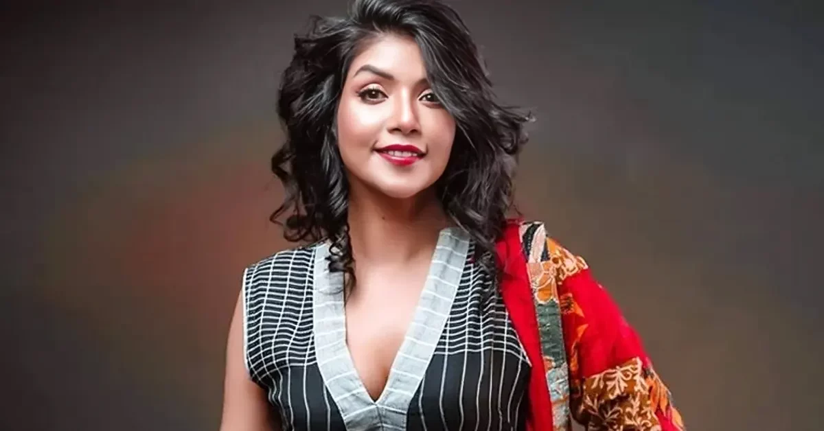 পুজোতেই টলিউডে অভিষেক হচ্ছে নওশাবার