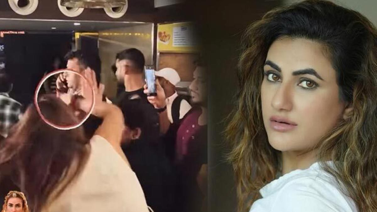 সিনেমার প্রিমিয়ারে প্রযোজককে জুতাপেটা, বিতর্কে অভিনেত্রী রুচি গুজ্জর সিনেমার প্রিমিয়ারে প্রযোজককে জুতাপেটা, বিতর্কে অভিনেত্রী রুচি গুজ্জর