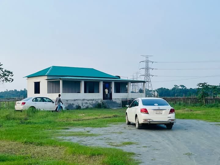 গাজীপুরে অনুমোদনবিহীন মারমেইড গ্রীন সিটি: সরকারি জমি দেখিয়ে কোটি টাকার প্রতারণা, গ্রাহকদের ক্ষোভে তোলপাড়