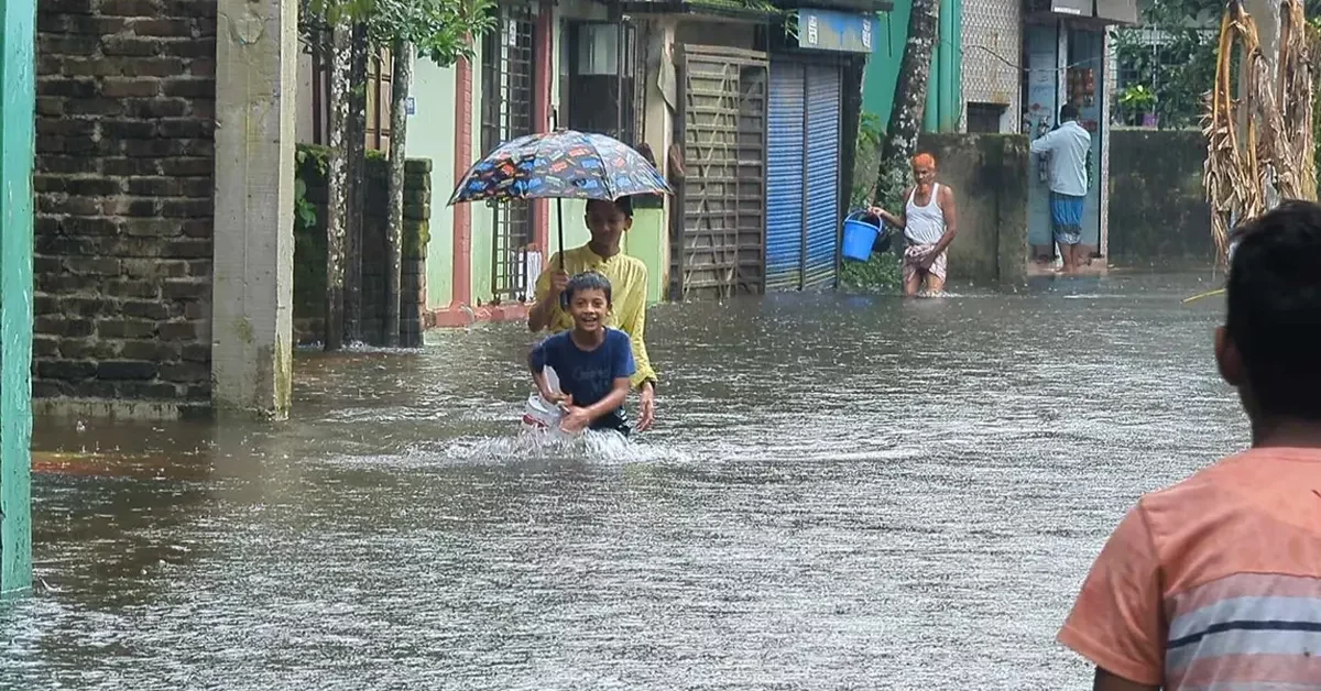 আগস্টে দেশের প্রথম বন্যার শঙ্কা সতর্ক করলেন গবেষক পলাশ